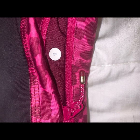 Lululemon leggings - Picture 5 of 6